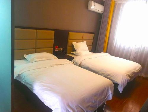 民宿亲子家庭房